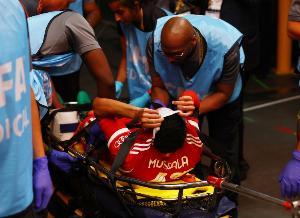 拉菲尼亚：拜仁更衣室激烈对话，要求多纳鲁马亲自向穆西亚拉道歉