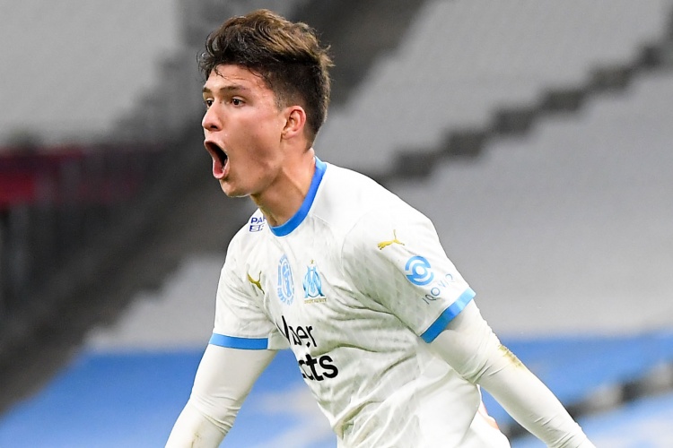 LEYU-全尤文：尤文再次尝试求购马赛后卫巴列尔迪，愿将小维阿加入谈判