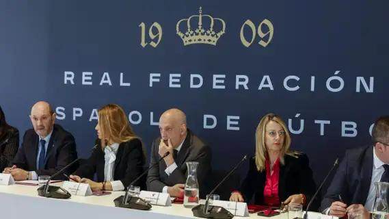 1738870838519084678.jpg 乐鱼app-抗议西甲双标执法,皇马喊得最凶,却成联盟标靶