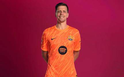 1737502366102028408.png 乐鱼体育官方网站-连续两场比赛致命失误,什琴斯尼在巴萨还有未来吗