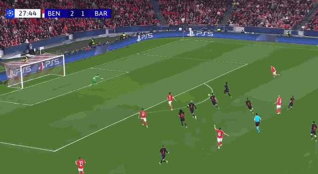 1737503015347054040.gif 乐鱼体育官方网站-连续两场比赛致命失误,什琴斯尼在巴萨还有未来吗